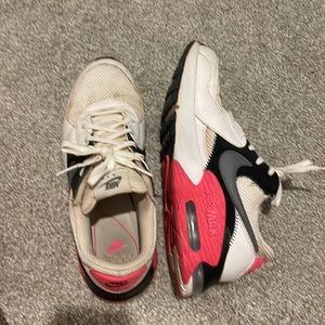 Women’s Nike air max